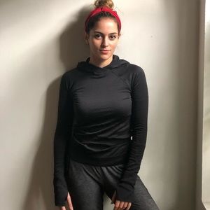 Lulu Women’s Restless Hoodie In Black !